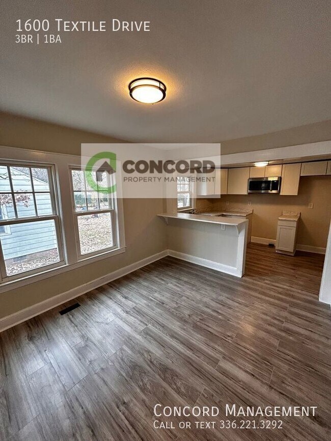 Building Photo - 1600 Textile Drive/Concordmgmt.com 336-273...