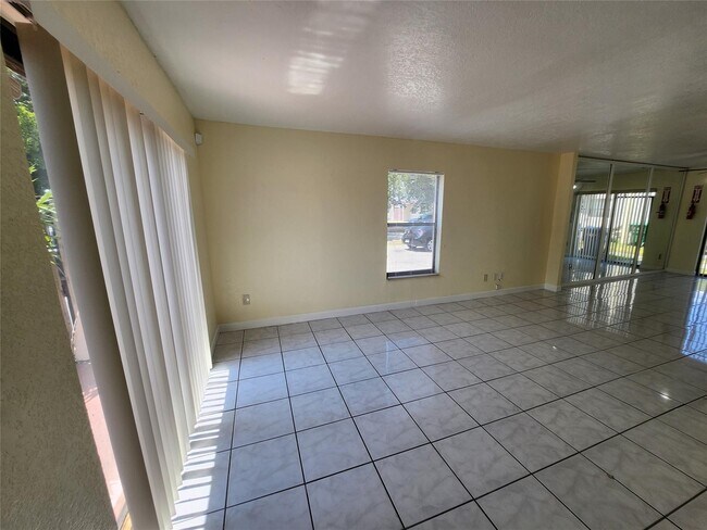 Building Photo - 2400 NW 52nd Ave