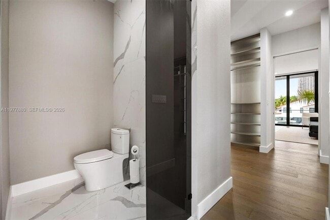 Building Photo - 3367 NE 168th St