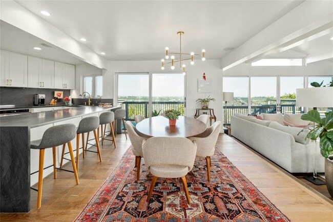 Building Photo - 1000 Redbud Trail