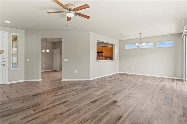 Building Photo - 101 Dandelion Dr