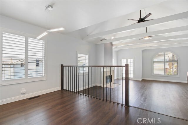 Building Photo - 1709 Steinhart Ave