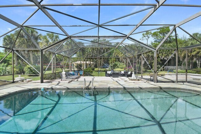 Building Photo - 12231 Areaca Dr