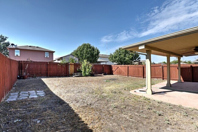 Building Photo - ONE STORY  |  GREAT LOCATION  |  NEAR 1605...