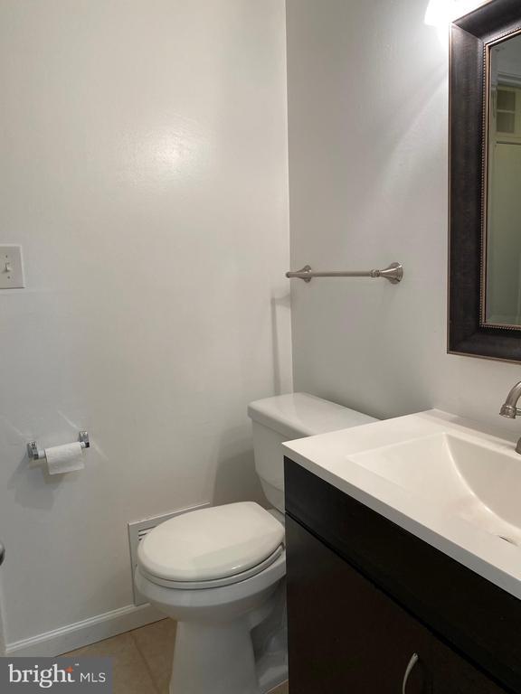 Building Photo - 6322 Draco St