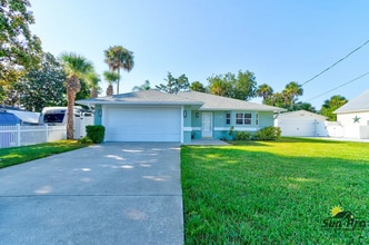 Building Photo - 124 New Hampshire St