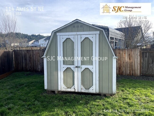 Building Photo - 114 Ames St NE