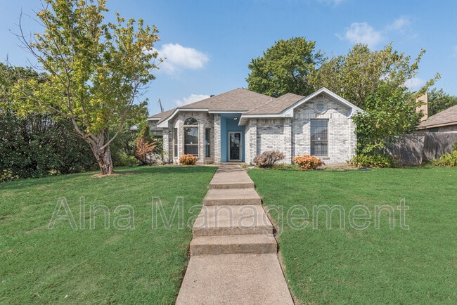 Building Photo - 8701 Pheasant Run Dr