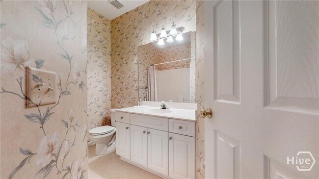 Building Photo - 15 Olde Towne Pl Dr