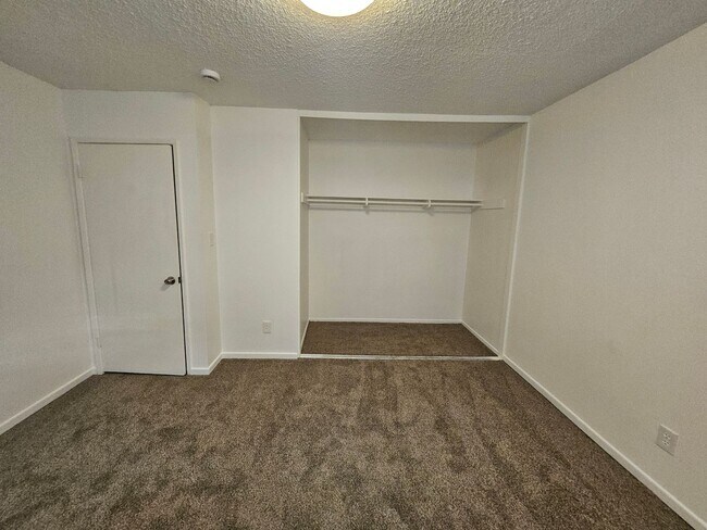 Building Photo - Spacious Private Home with Pool on Nearly Half an Acre