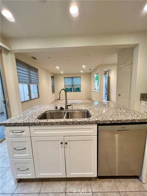 Building Photo - 110 Waterleaf