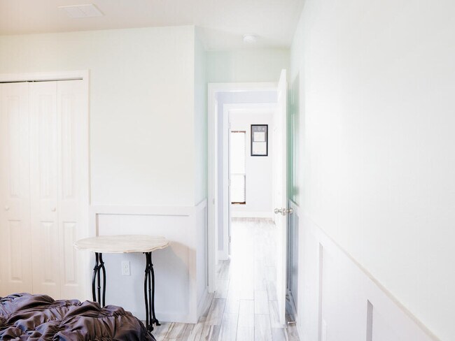 Building Photo - 8261 Sierra St