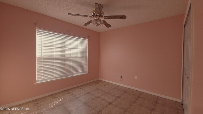 Building Photo - 11119 Tiverton Ct