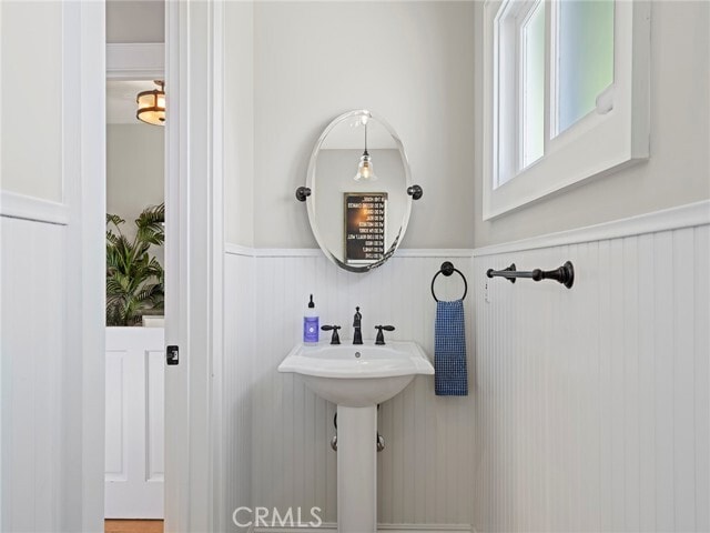 Building Photo - 6248 Via Canada