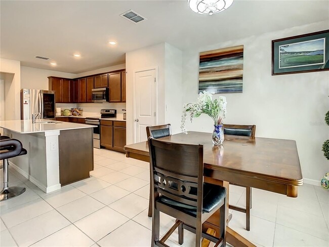 Building Photo - 30344 Marquette Ave