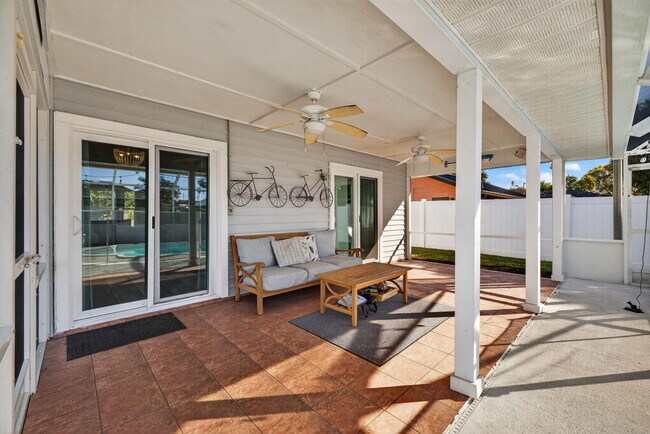 Building Photo - 341 11th Ave