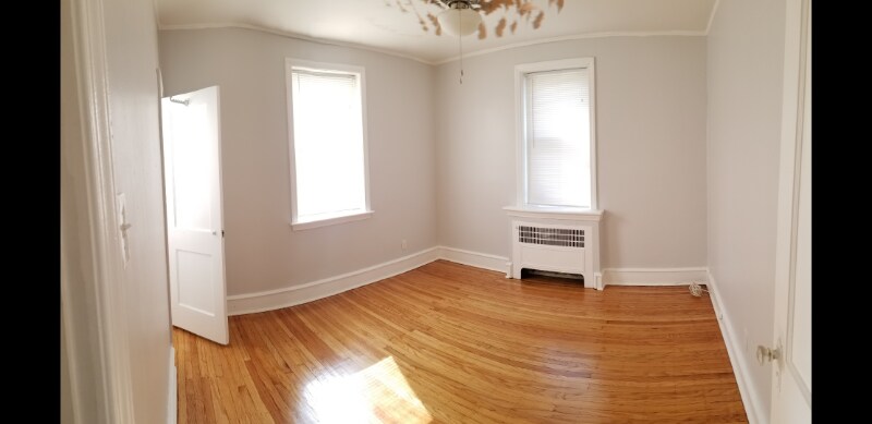 Building Photo - 6142 N 8th St