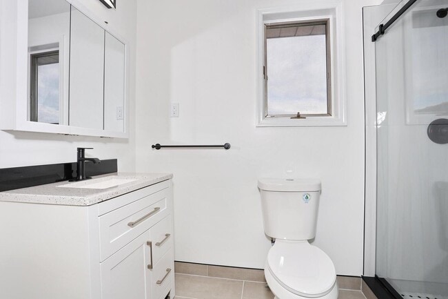 Building Photo - 1150 70th St