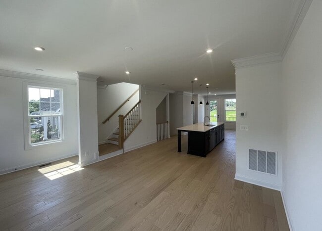 Galley Kitch - 4008 Varick St