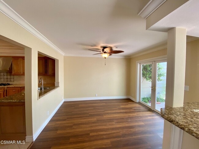 Building Photo - 4555 Tam O Shanter Dr