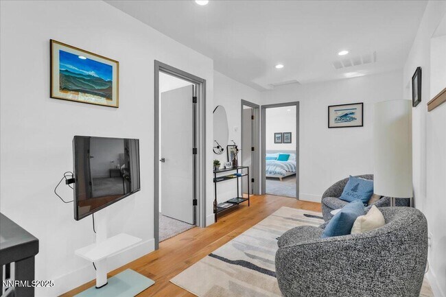 Building Photo - 1262 Hidden Woods Dr