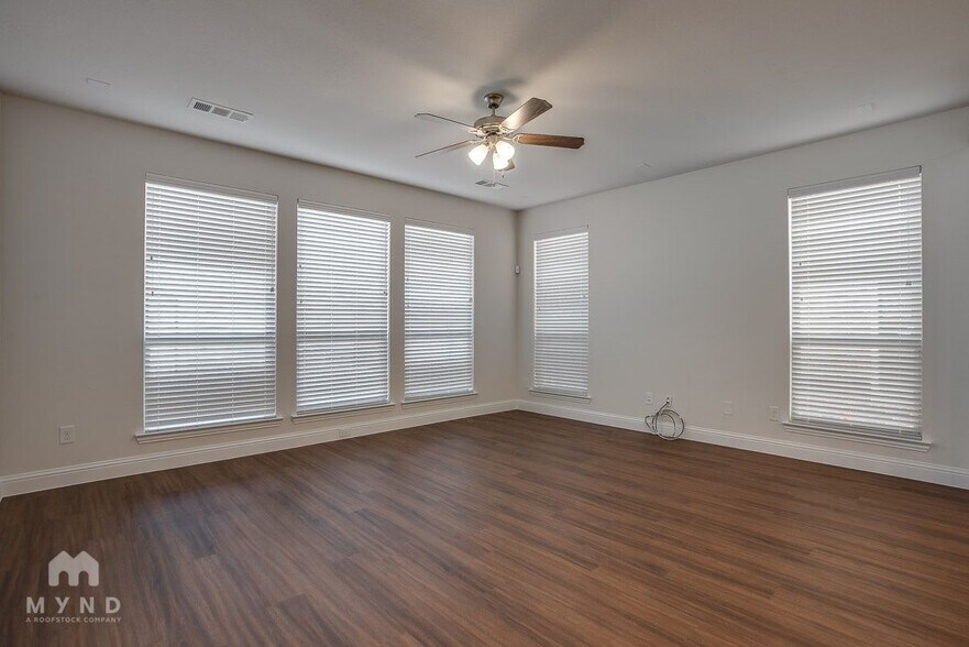 Building Photo - 3105 Damsel Sauvage Ln