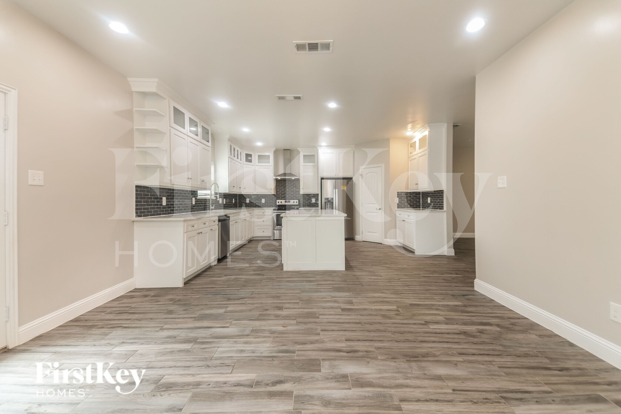 Building Photo - 4030 Vineyard Dr