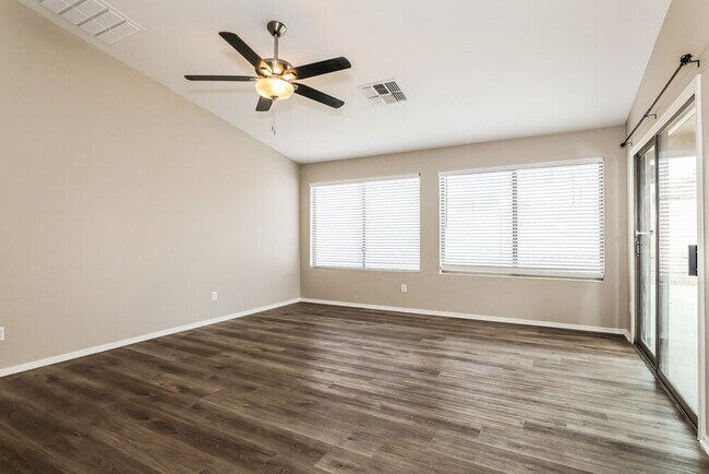 Building Photo - 13538 W Berridge Ln