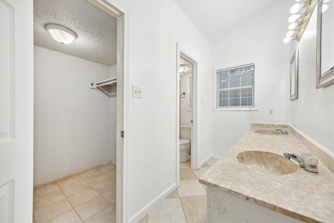 Building Photo - 5108 Lambs Ln