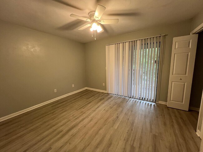 Building Photo - 3427 Sedona Loop