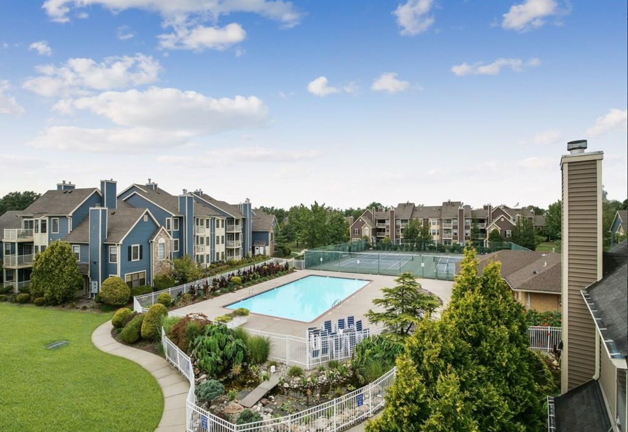 Building Photo - 117 Longfield Ct