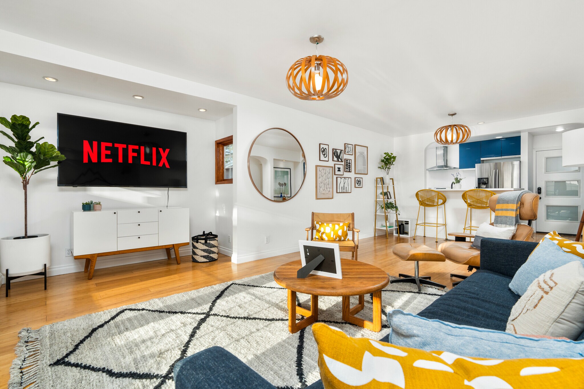 Building Photo - 3743 Latrobe St