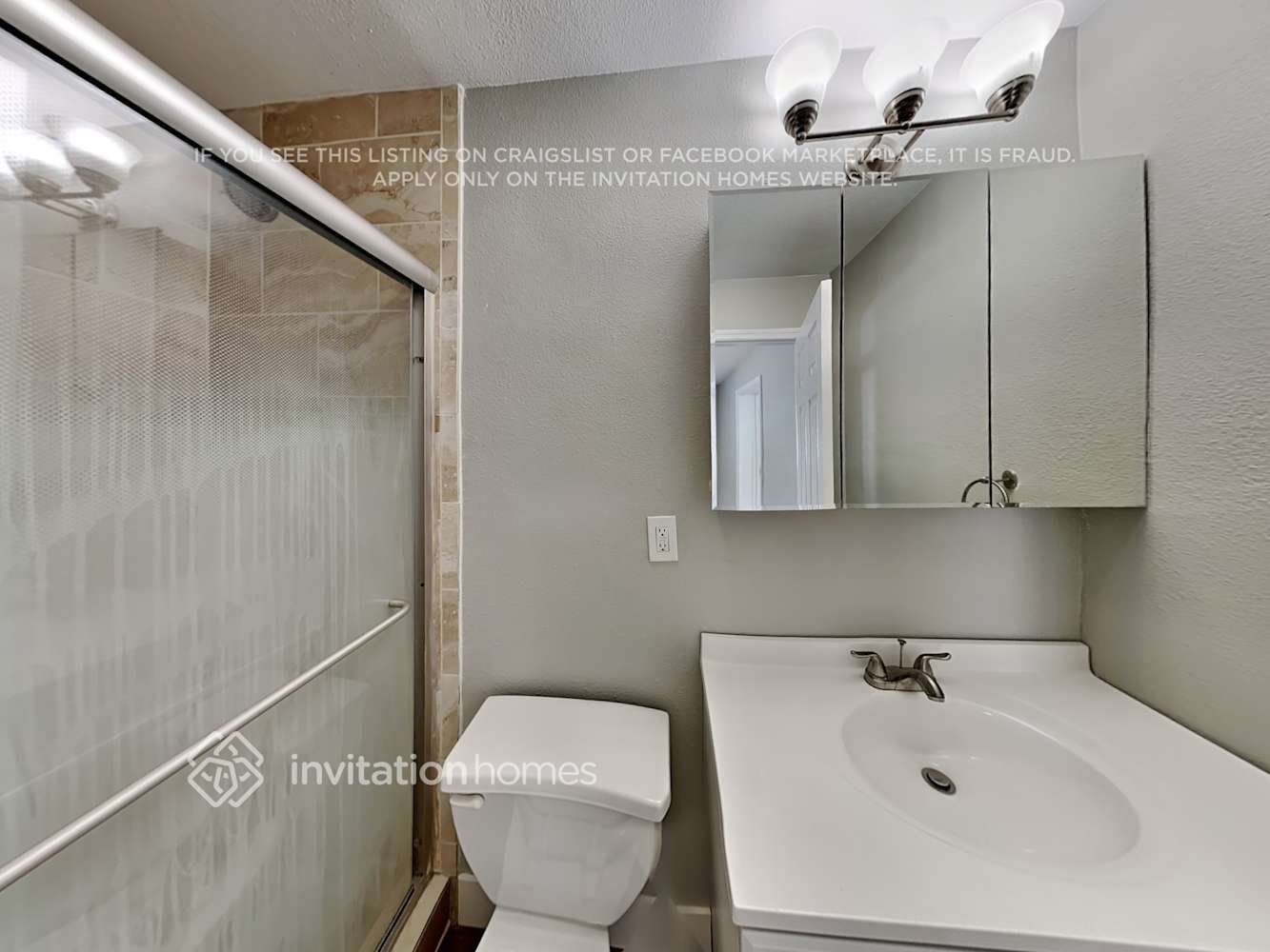 Building Photo - 310 93rd Ave N