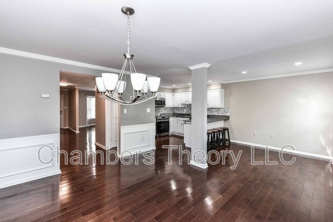 Building Photo - 2109 Kings Mill Ct