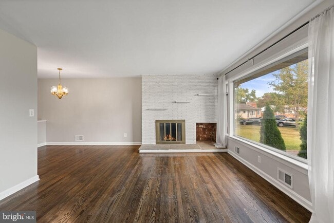 Building Photo - 3908 Melvern Pl