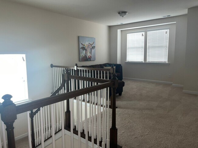 Loft - 5347 Baker Ln