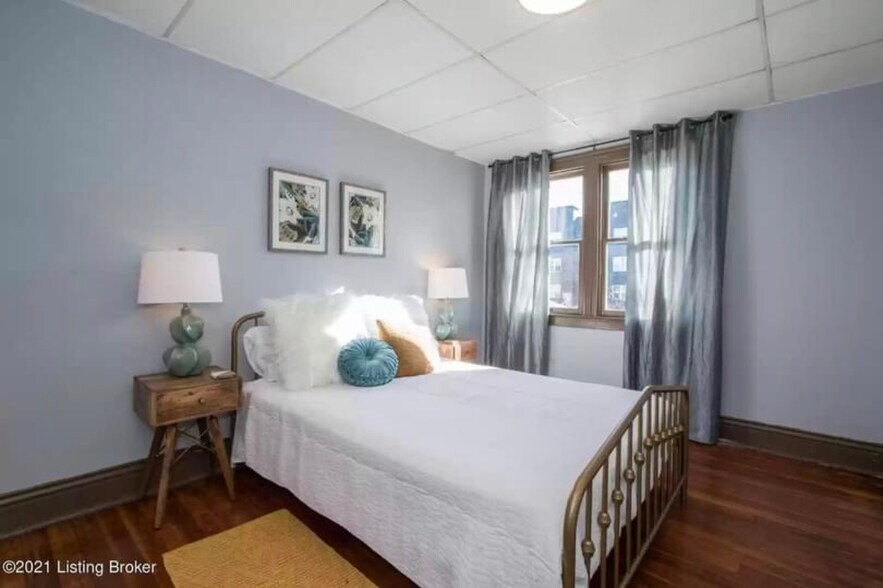 Building Photo - 2514 S 4th St