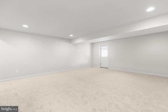 Building Photo - 407 Apricot St