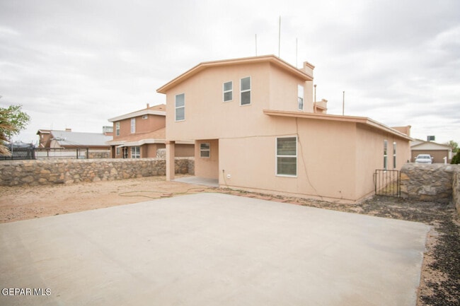 Building Photo - 3272 Garden Point Dr