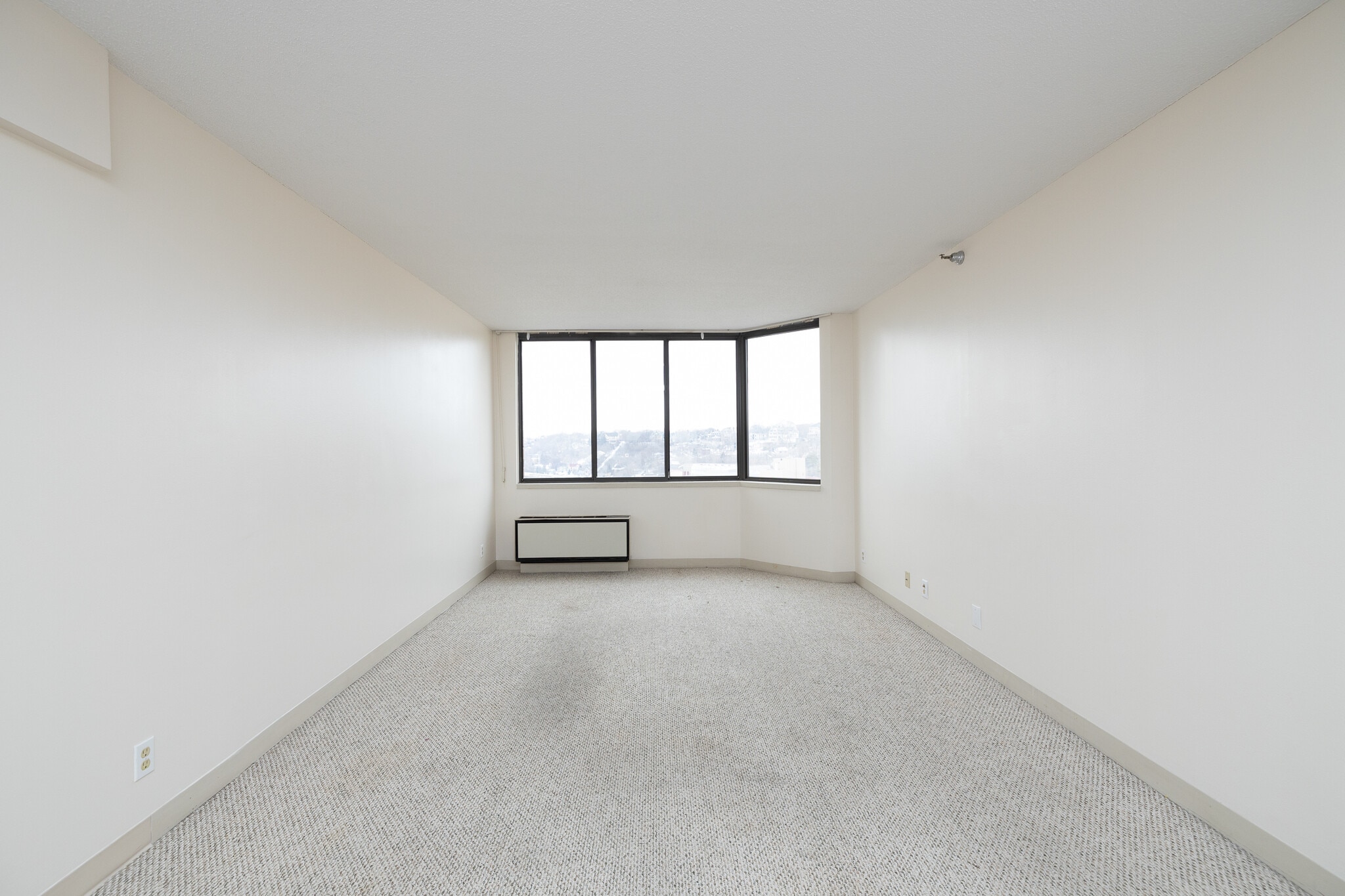 Building Photo - 291 7th St W