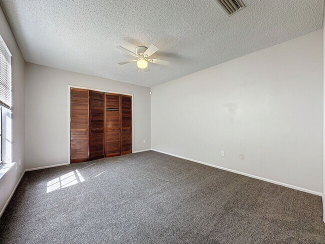Building Photo - Condo Home in Orlando