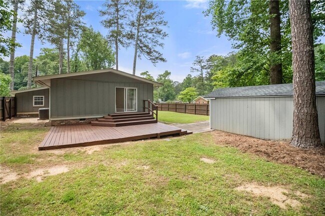 Building Photo - 2179 Beech Valley Dr