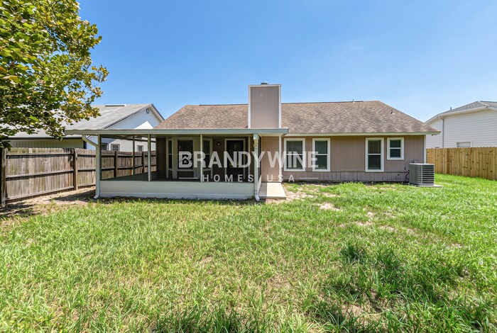 Building Photo - 7768 Rockridge Dr W
