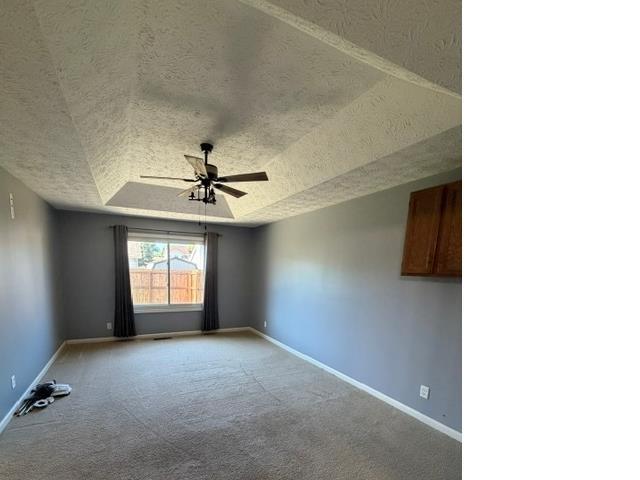 Building Photo - 1409 Roundtable Dr
