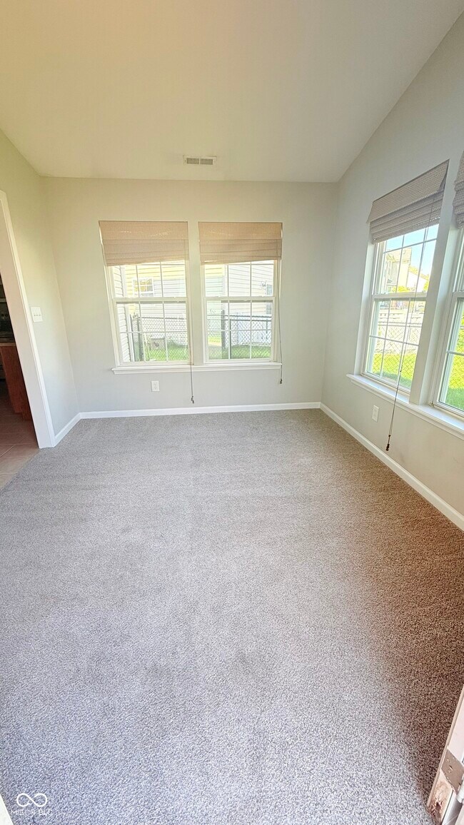 Building Photo - 6683 Amherst Way