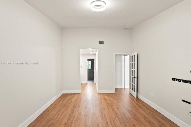 Building Photo - 15026 SW 141st Ct