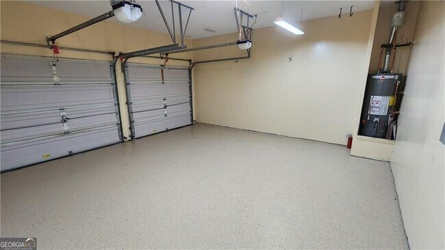 Building Photo - 3330 Ridgefair Dr