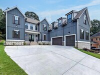Building Photo - 2517 Canopy Ct