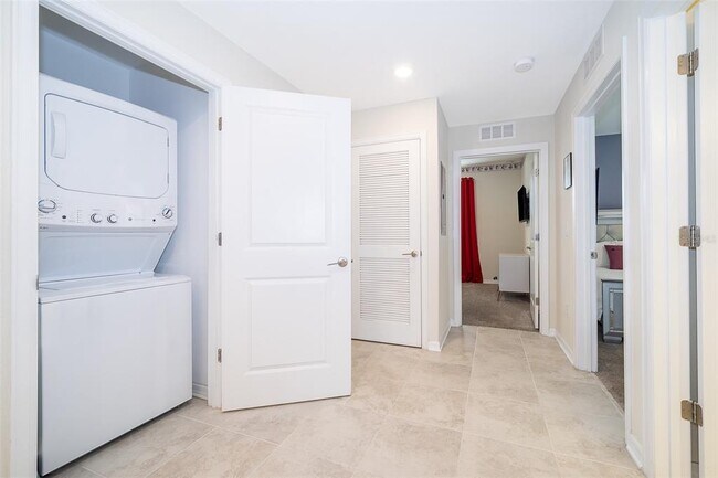 Building Photo - 4721 Clock Tower Dr