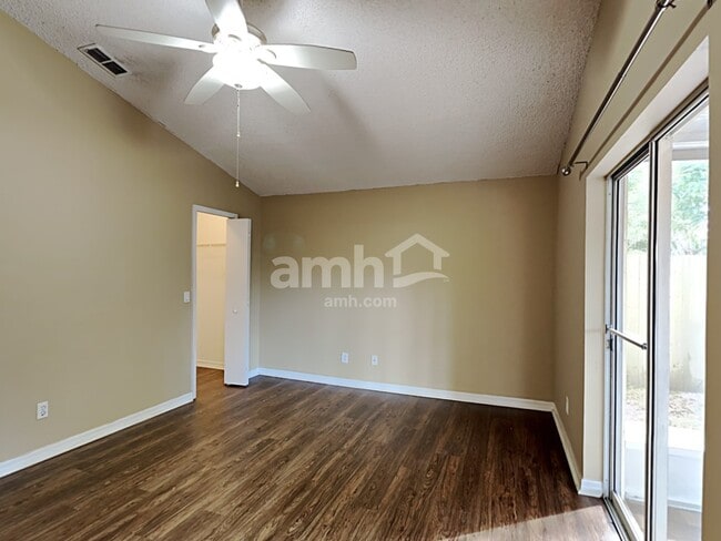 Building Photo - 12706 Parkbury Dr